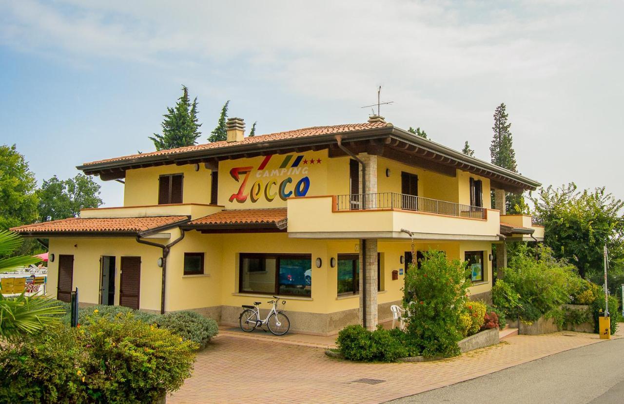 Camping Zocco Манерба-дель-Гарда Экстерьер фото